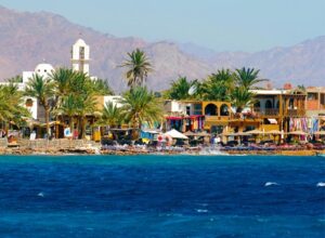 Dahab vanaf het water (2)